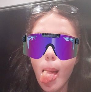 Meet your Posher, Isabelle